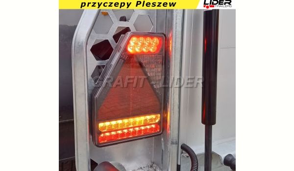 AFT-022 FRISTOM lampa FT-277 P LED SPKCOF Bajonet 5 PIN (prawa) 12V